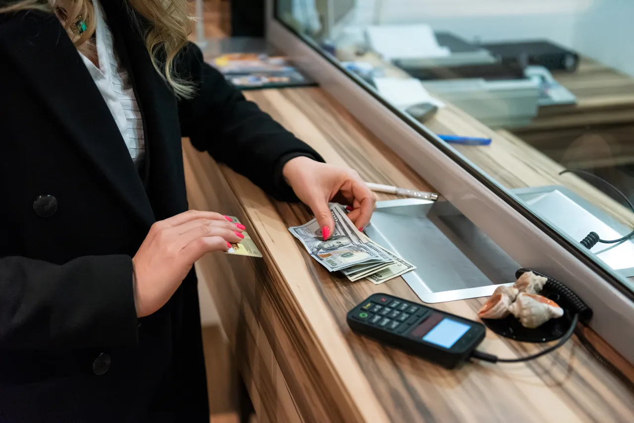 Conto corrente: la soglia di saldo da non superare per non rischiare
