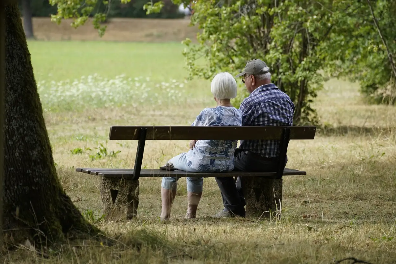 Hai 60 anni o più? Ecco i cambiamenti invisibili che stanno avvenendo nel tuo corpo